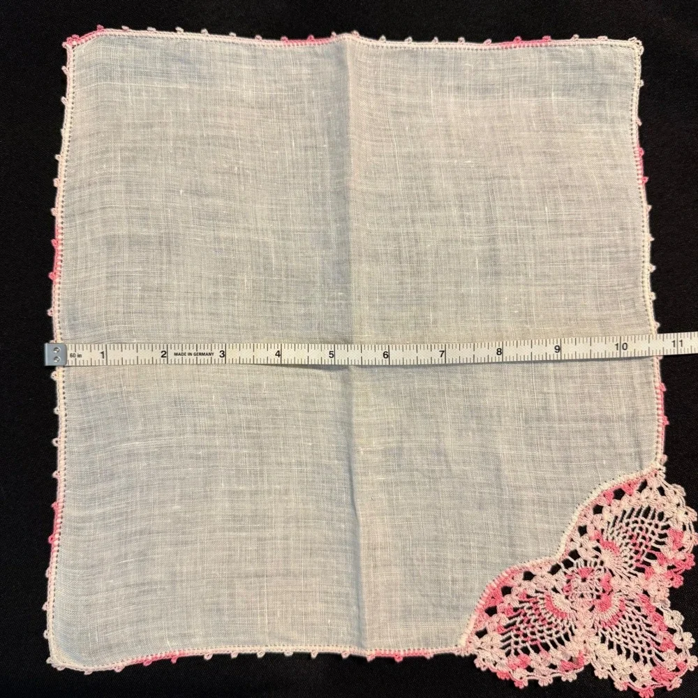 Vintage‎ Pink Ombre Crochet Butterfly Corner Linen Hankie Handkerchief